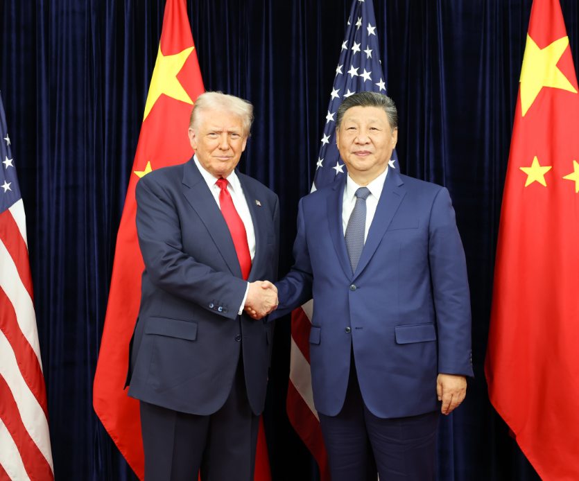 习近平同美国总统特朗普在釜山举行会晤