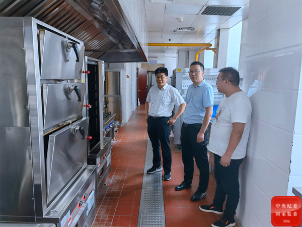 “决不把今天的工作留到明天” 追记江苏省盐城市纪委监委第九监督检查室主任朱陈(图1)