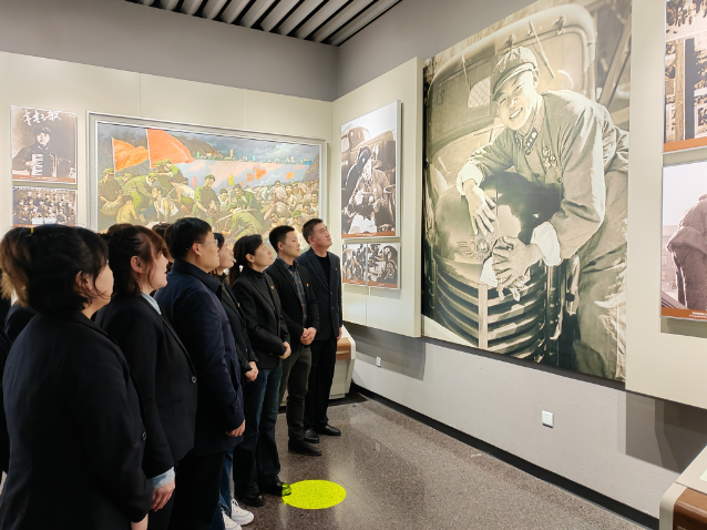 辽宁用雷锋精神滋养纪检监察干部(图1) 辽宁用雷锋精神滋养纪检监察干部(图1)